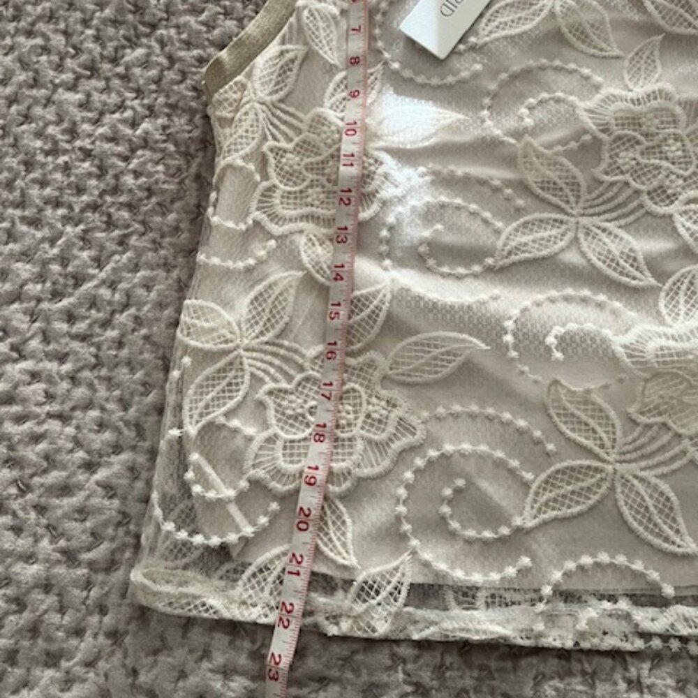 Astrid Textured Shell Top - Size Small - Picture 5 of 8